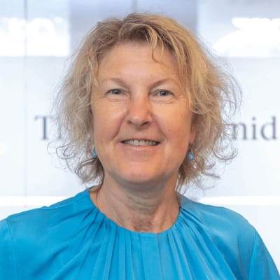 Portrait von Irena Schmid